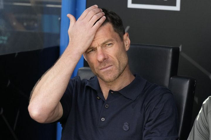 Ο Τσάμπι Αλόνσο στον πάγκο της Ρεάλ Μαδρίτης