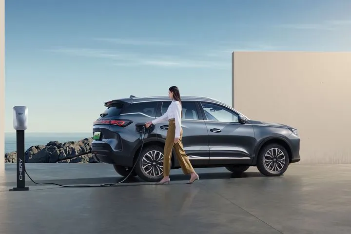 Chery Black Friday: Αποκτήστε το SUV Chery Tiggo 7 PHEV με προνομιακή χρηματοδότηση