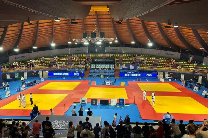 Αναβαθμίζεται το Κλειστό Γυμναστήριο του «Μίλωνα» στη Νέα Σμύρνη με 1.8 εκατ. από την Περιφέρεια Αττικής