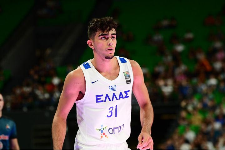Ελλάδα – Βέλγιο: Σαμοντούροβ, Μπαζίνας και Λιοτόπουλος φόρεσαν για πρώτη φορά τα γαλανόλευκα