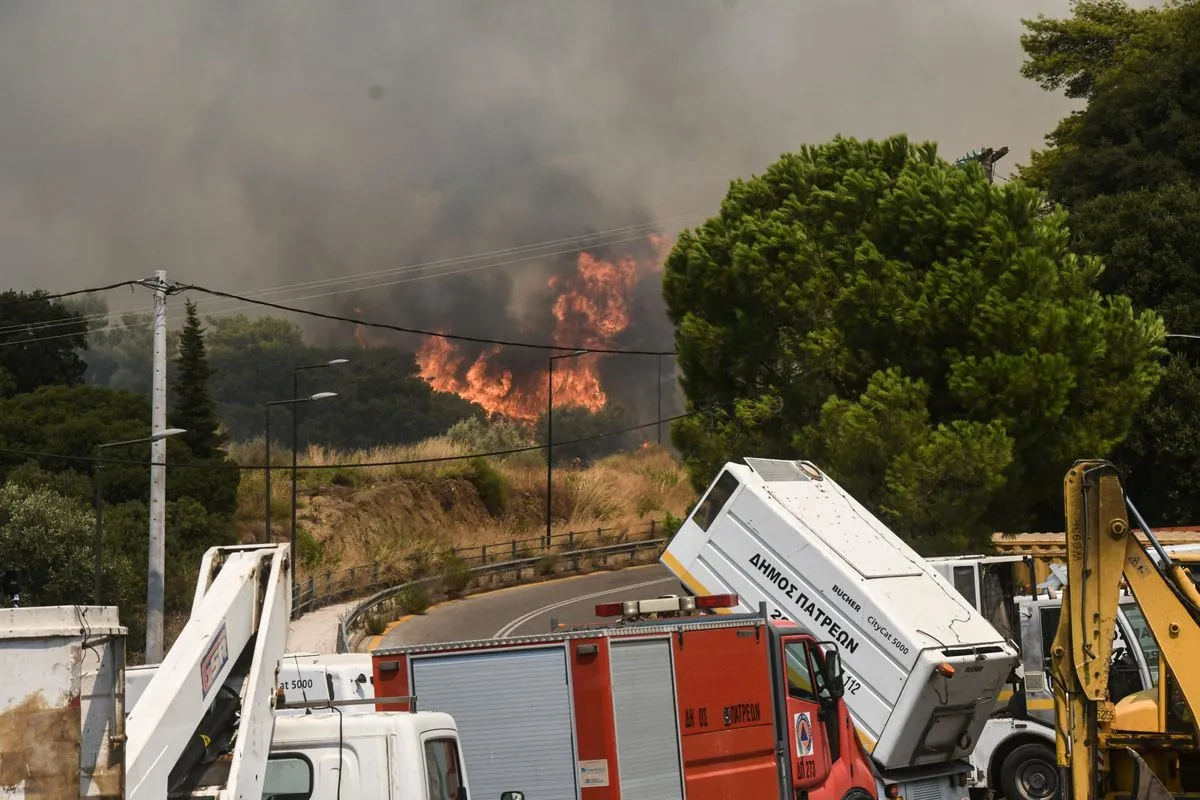H φωτιά στη Δυτική Αχαΐα