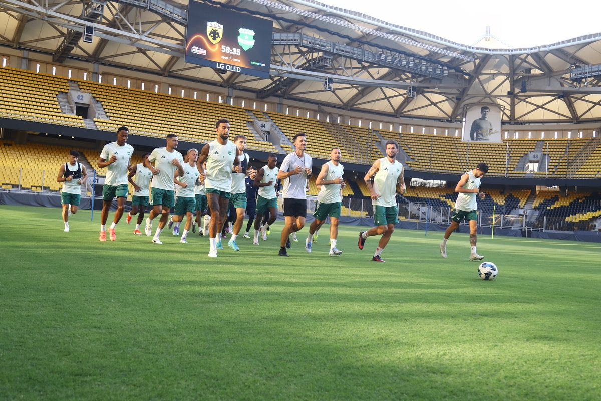 Οι παίκτες του Άρη Λεμεσού στην OPAP Arena