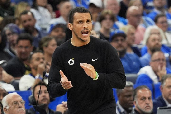 NBA: Οι Σέλτικς επέκτειναν το συμβόλαιο του Μαζούλα