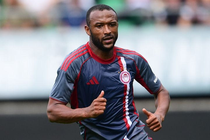 BET W: Περνάει με G/G ο Ολυμπιακός, τρελαίνει κόσμο ο Λεβαδειακός