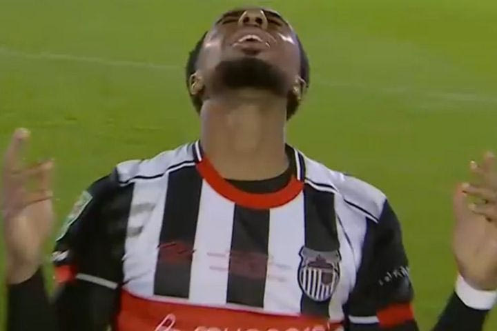 Τα highlights της μυθικής πρόκρισης της Γκρίμσμπι κόντρα στην Μάντσεστερ Γιουνάιτεντ