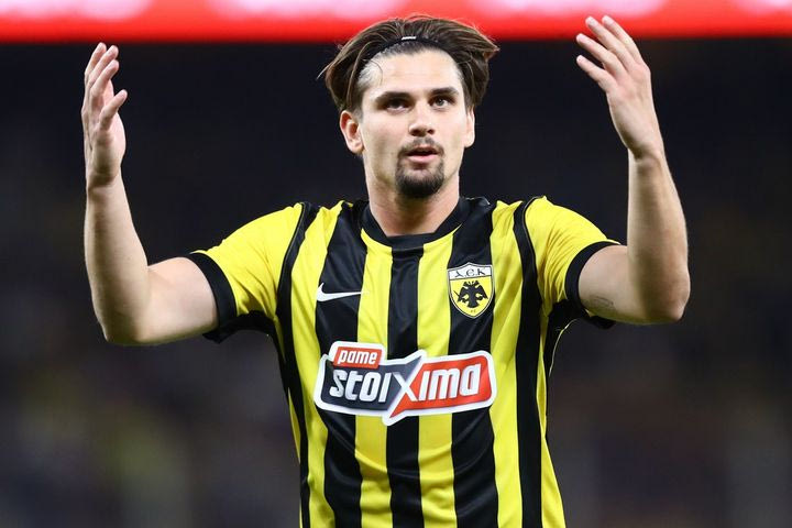 Μπάχαλο στη Ρουμανία με Μαρίν: Τι υποστηρίζει ο Λουτσέσκου και τι ο πατέρας του παίκτη