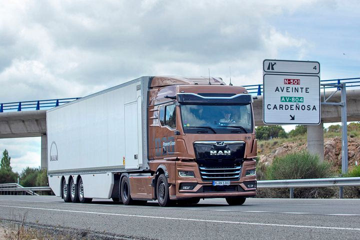 Ρεκόρ αποδοτικότητας για το MAN TGX με τον κινητήρα D30 PowerLion