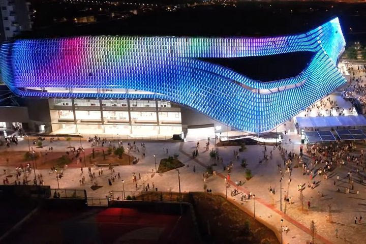 Η Βαλένθια μετράει αντίστροφα για τη Roig Arena: Το νέο υπερσύγχρονο γήπεδο ανοίγει τις πύλες του και εντυπωσιάζει