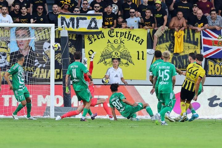 Το όμορφο γκολ του Ρέλβας στο 14′ για το 2-0 της ΑΕΚ έπειτα από ασίστ του Περέιρα