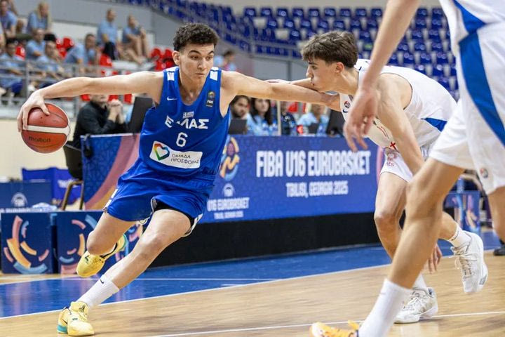 Σερβία – Ελλάδα 92-65: Άντεξε μία περίοδο η Εθνική Παίδων, που θα παίξει για τις θέσεις 9-16 στην Τιφλίδα