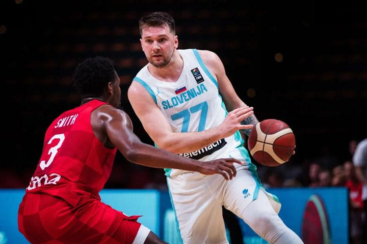 Γλίτωσε τα χειρότερα ο Λούκα Ντόντσιτς, αισιοδοξία για τη συμμετοχή του στο EuroBasket 2025