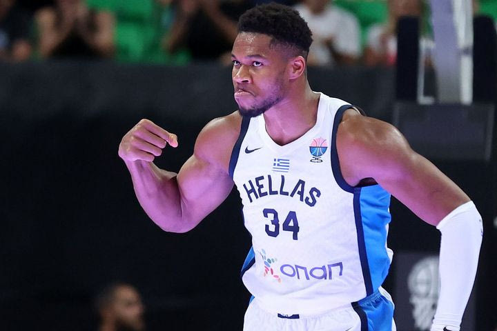 Είναι ο Γιάννης Αντετοκούνμπο, η ομάδα, ο Σπανούλης και η κρυφή μας ατέλειωτη δίψα…