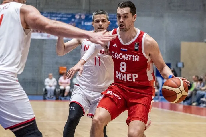 MundoBasket 2027: Ο Μιγιάτοβιτς ανακοίνωσε τη 14άδα της Κροατίας για τα προκριματικά, εκτός Ζίζιτς και Σάμανιτς, μέσα ο Χεζόνια