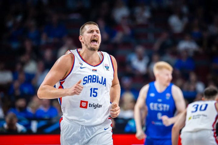EuroBasket 2025: Πού θα δείτε τη μάχη πρωτιάς Σερβίας – Τουρκίας για την τελευταία αγωνιστική
