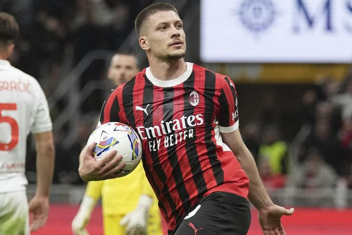 ΑΕΚ, μεταγραφές: Πρώτο θέμα στη MARCA: Ο Γιόβιτς ταξιδεύει στην Ελλάδα για να υπογράψει