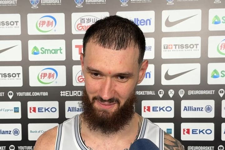 Ο Σάντρο Μαμουκελασβίλι