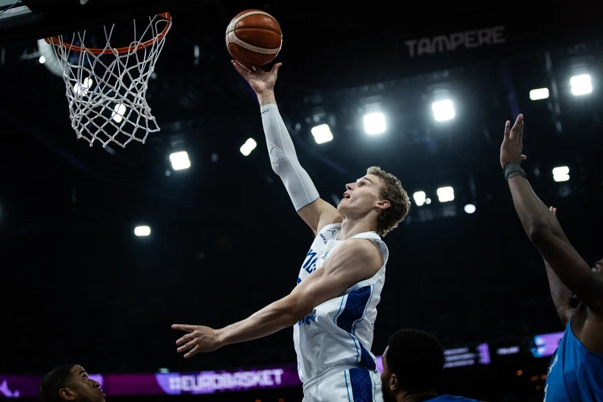 Λάουρι Μάρκανεν