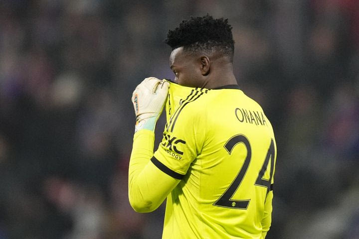 Carabao Cup: Απίθανο κάζο για τη Μάντσεστερ Γιουνάιτεντ που αποκλείστηκε από την Γκρίμσμπι της League Two