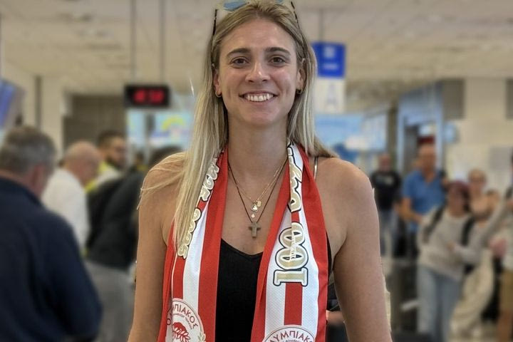 Ολυμπιακός, βόλεϊ γυναικών: Στην Ελλάδα για τους ερυθρόλευκους η Γιοβάνα Στεβάνοβιτς