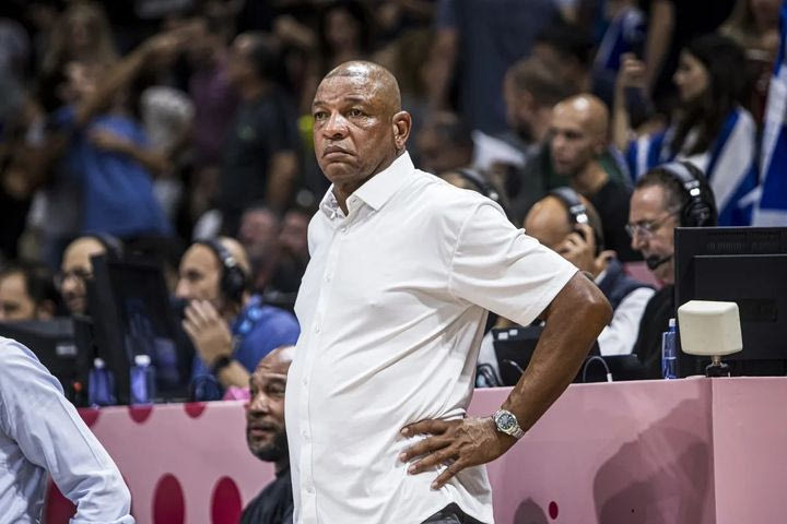EuroBasket 2025, Ελλάδα – Ιταλία: Ο Ντοκ Ρίβερς στο “Σπύρος Κυπριανού” για τον Γιάννη Αντετοκούνμπο