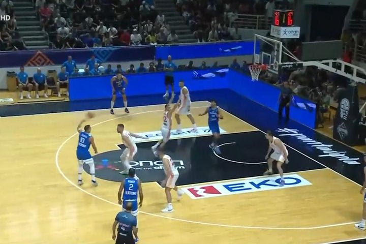 Η εξαιρετική ασίστ του Σλούκα για το καλάθι του Σαμοντούροβ