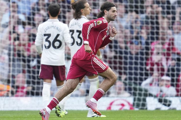 Λίβερπουλ – Άρσεναλ 1-0: Ο Σόμποσλαϊ την έστειλε μόνη στη κορυφή με αδιανόητο γκολ