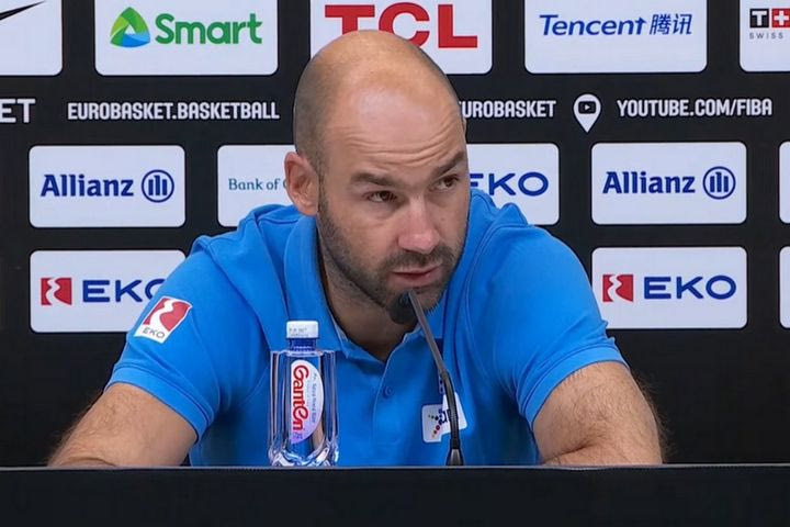 Σπανούλης σε ερώτηση για σύγκριση Αντετοκούνμπο – Γκάλη: “Οι Έλληνες άρχισαν να παίζουν μπάσκετ λόγω της γενίας Γκάλη – Γιαννάκη”