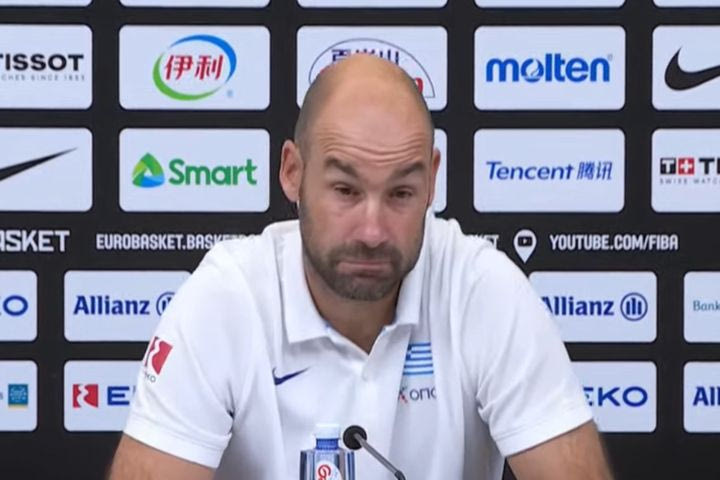 Ενοχλημένος ο Σπανούλης από την ερώτηση Γεωργιανού δημοσιογράφου