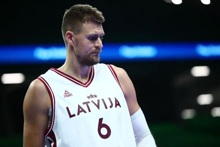 Όταν ο Σενγκούν συνάντησε τον Πορζίνγκις