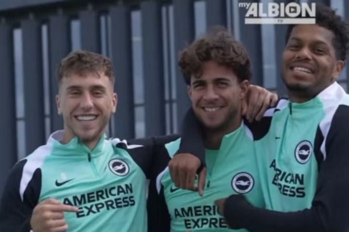 Μπάμπης Κωστούλας: Η Μπράιτον ανάρτησε VIDEO με πρωταγωνιστή τον Έλληνα επιθετικό