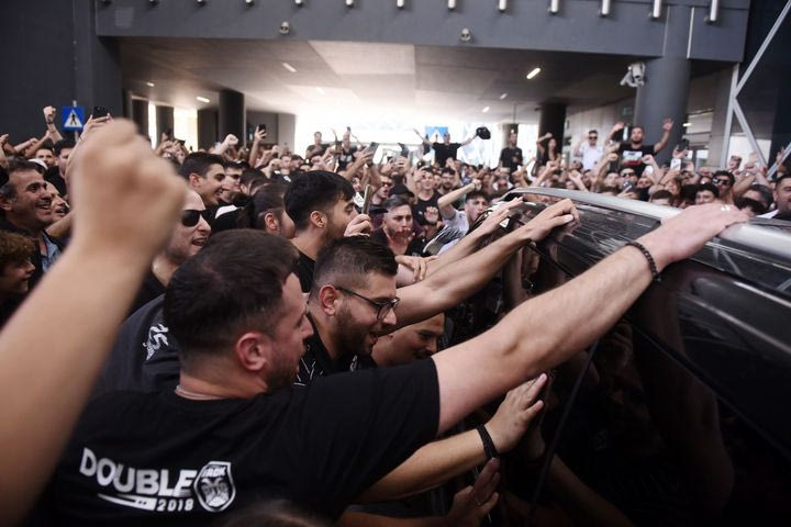 ΠΑΟΚ, μεταγραφές: Οι 10 φωτογραφίες λατρείας από την άφιξη του Χρήστου Ζαφείρη στη Θεσσαλονίκη