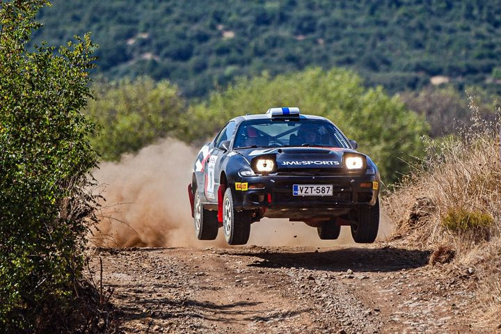 PEMA Ιστορικό Ράλλυ Ακρόπολις: Νικητές στην κατηγορία Sporting οι Γιάρι-Μάτι Λάτβαλα- Γιάνι Χούσι