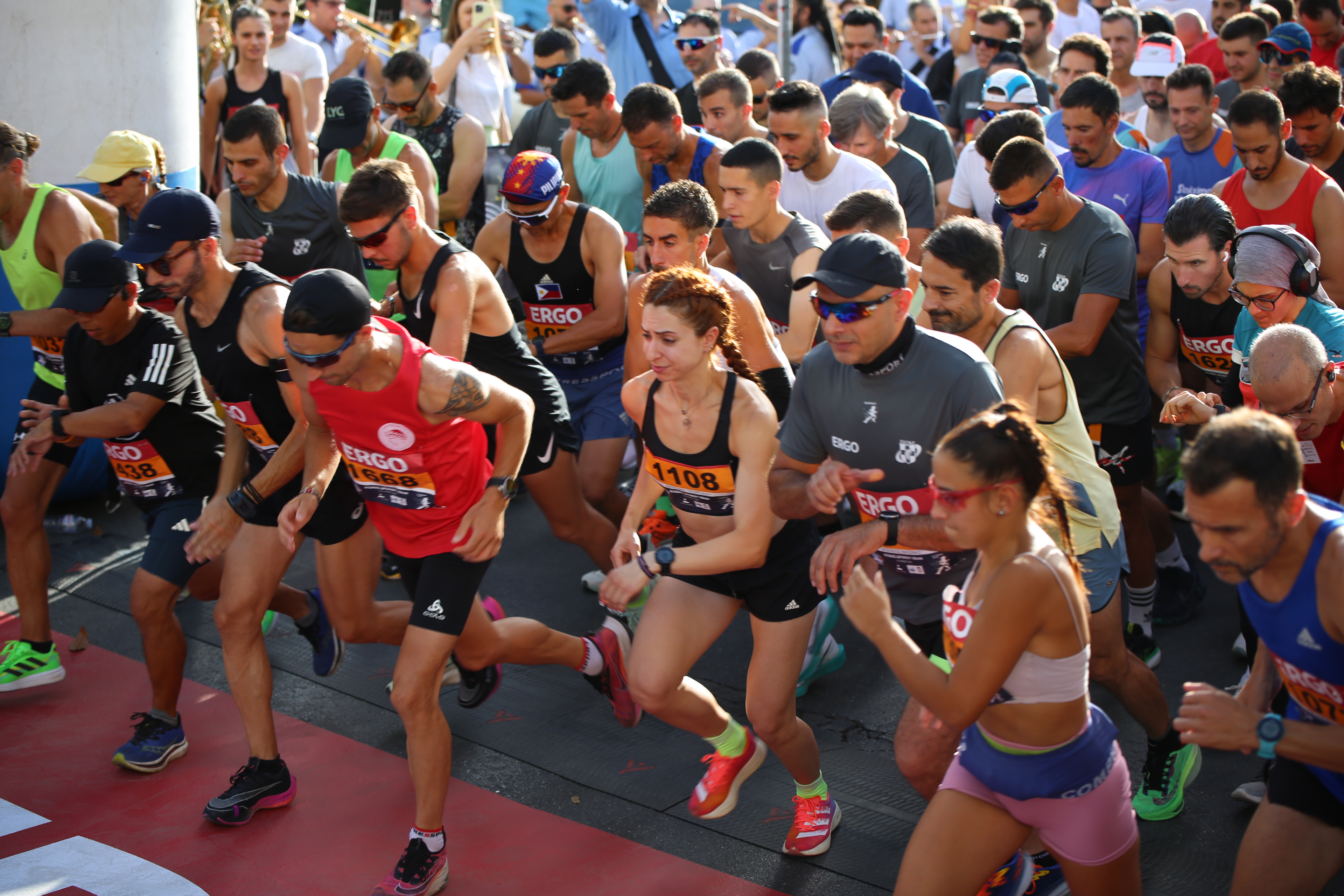 Love is in the RUNAWAY με Run, Strength και Yoga με ελεύθερη συμμετοχή