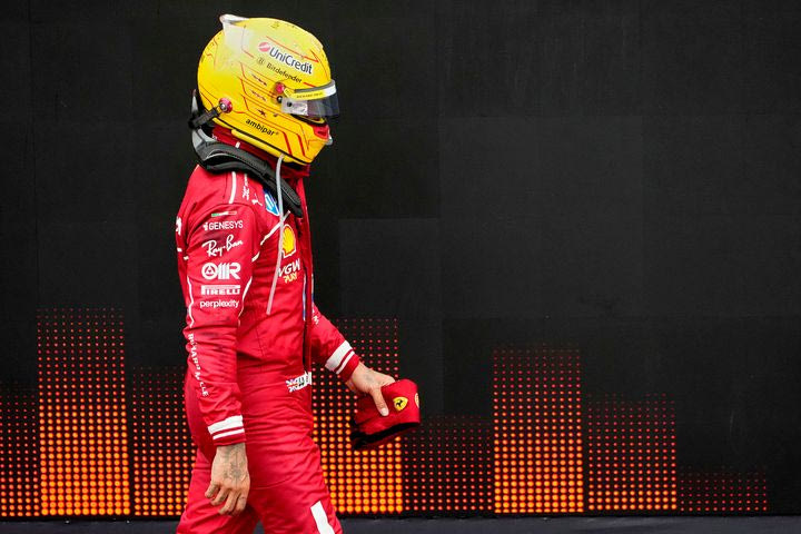 Γκρίνια στη Ferrari: Τι συνέβη μεταξύ των Χάμιλτον-Λεκλέρ στο φινάλε του GP στο Μπακού