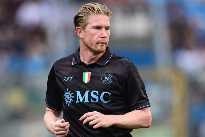 Πλήγμα στη Νάπολι με Ντε Μπρόινε: Νοκ-άουτ μέχρι το τέλος του χρόνου