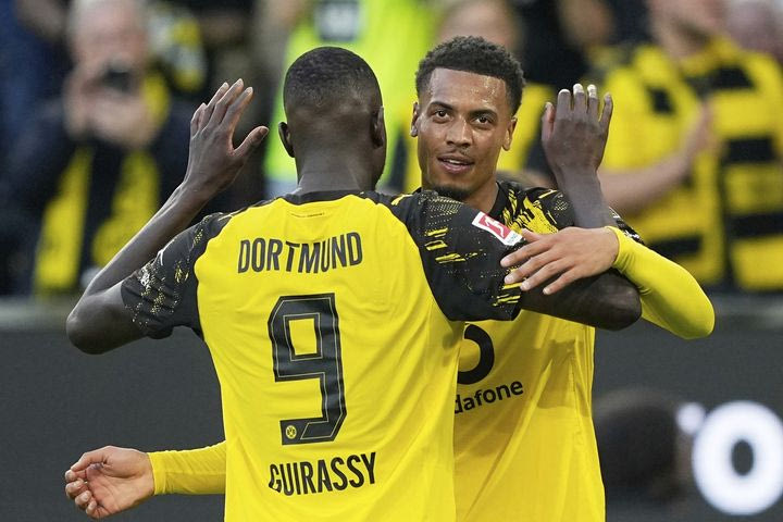 Bundesliga: Διπλά για Ντόρτμουντ και Λειψία, έχυσε την καρδάρα με το γάλα στο 90+14′ η Βόλφσμπουργκ του Κουλιεράκη