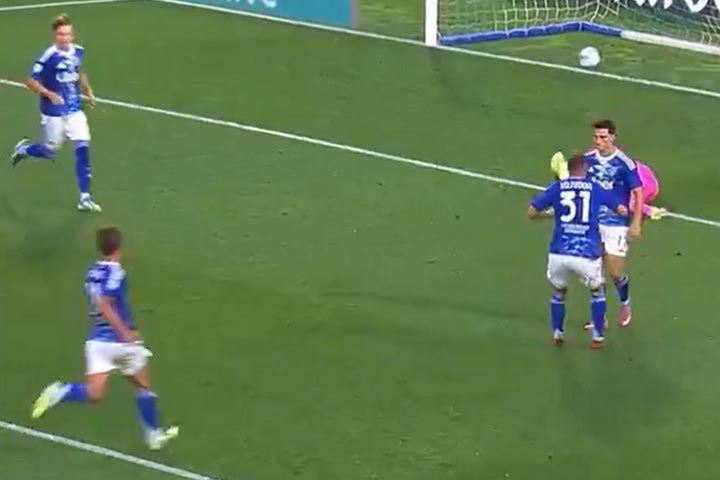 Κόμο – Σασουόλο 3-0: Ο Δουβίκας με γκολ κι ασίστ οδήγησε την ομάδα του στους 16 του Κυπέλλου Ιταλίας