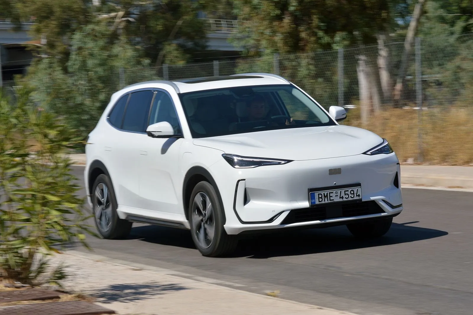 Τώρα το χαρισματικό SUV Geely EX5 ακόμα πιο προσιτό: Ετοιμοπαράδοτο, από 26.990 ευρώ