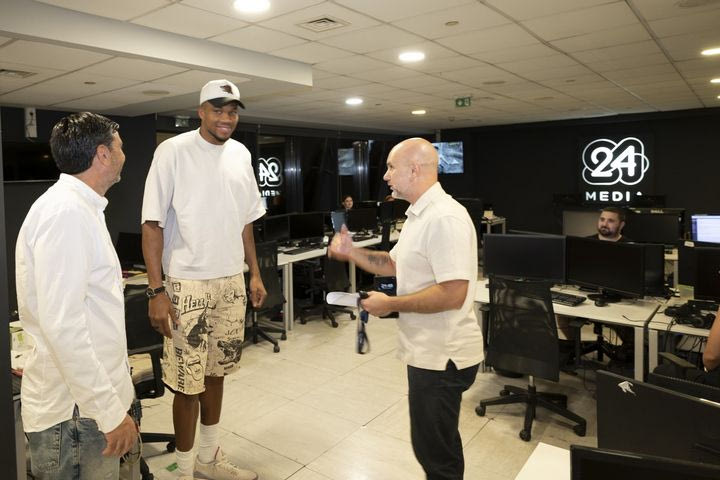 ΓΙΑΝΝΗΣ ΑΝΤΕΤΟΚΟΥΝΜΠΟ: Το BACKSTAGE της ανεπανάληπτης συνέντευξης στο SPORT24