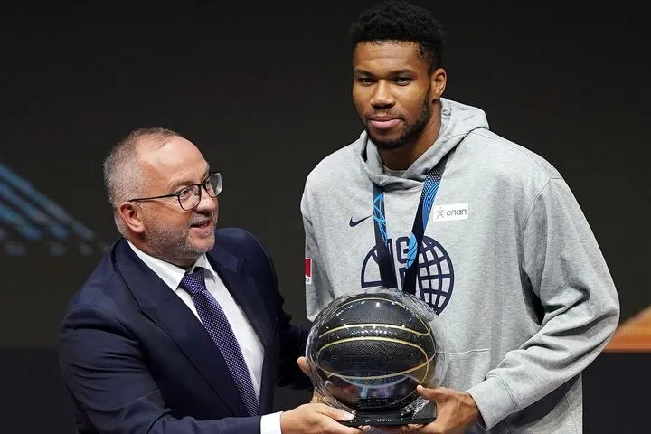 EuroBasket 2025: Ο Γιάννης Αντετοκούνμπο στην καλύτερη πεντάδα, αυτοί είναι οι άλλοι τέσσερις