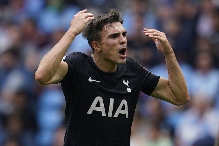 Τότεναμ – Γουλβς 1-1: Οι Λύκοι “δάγκωσαν” μέσα στο Λονδίνο, αλλά ο Παλίνια είχε απάντηση στο 90+4′