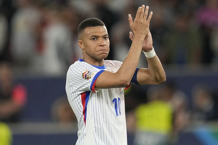 Ο Εμπαπέ συνεχίζει τον μύθο του με τη Γαλλία: Σκόραρε απέναντι στην Ισλανδία και ξεπέρασε σε γκολ τον Ανρί