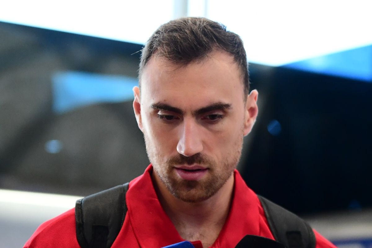 Νίκολα Μιλουτίνοβ