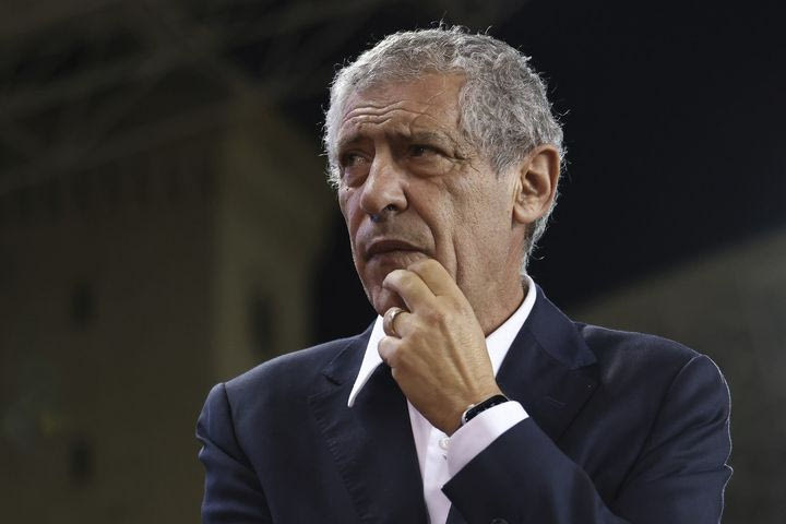 Κατακραυγή κατά του Φερνάντο Σάντος στο Αζερμπαϊτζάν, στην πόρτα της εξόδου ο Πορτογάλος από τον αζέρικο πάγκο