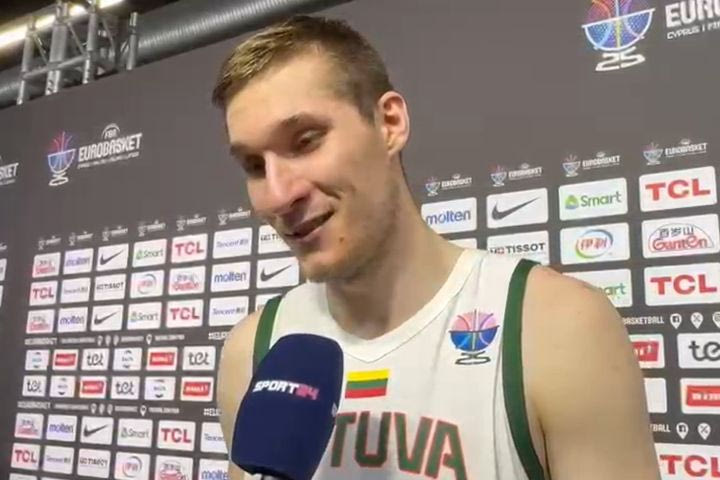Ο Αζουόλας Τουμπέλις στο SPORT24: “Αν έπαιζα κόντρα στον Γιάννη, θα σκεφτόμουν ουάου, τι στιγμή;”