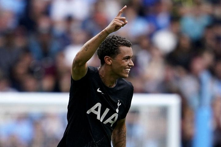 Η Κρίσταλ Πάλας ανακοίνωσε την απόκτηση του Τζόνσον από την Τότεναμ