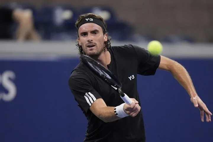 Τσιτσιπάς: Αυτό είναι το εξωφρενικό ποσό που κέρδισε ο Τσιτσιπάς από τη συμμετοχή του στο Six Kings Slam, παρά την ήττα από τον Σίνερ