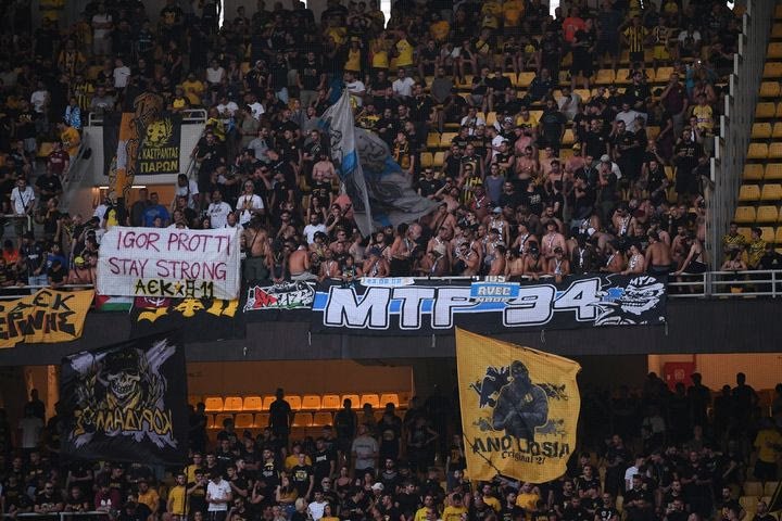 ΑΕΚ: Η υπενθύμιση της ΠΑΕ για την τιμωρία με διετή αναστολή και τι αναφέρει η ανακοίνωση για το άναμμα πυρσών