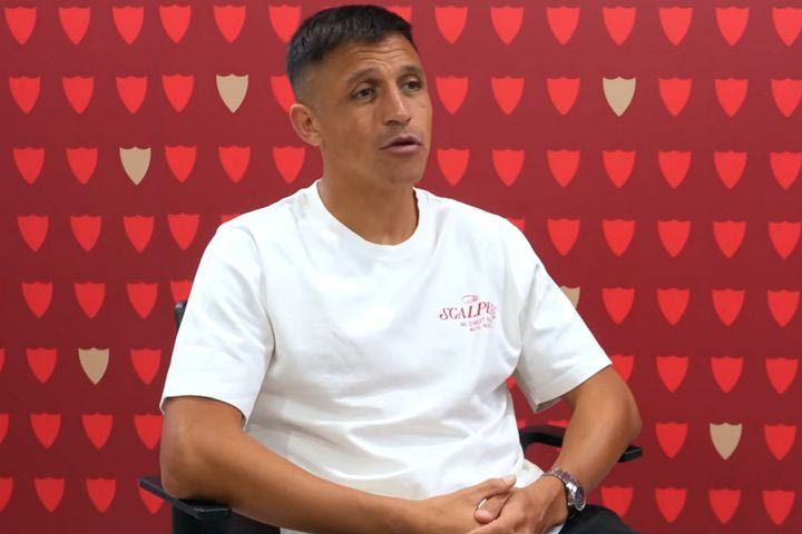 Αλέξις Σάντσες: “Μου αρέσει η νοοτροπία του Αλμέιδα, δεν ήρθα στην Σεβίλλη για να παίζω αλλά να κατακτώ τίτλους”
