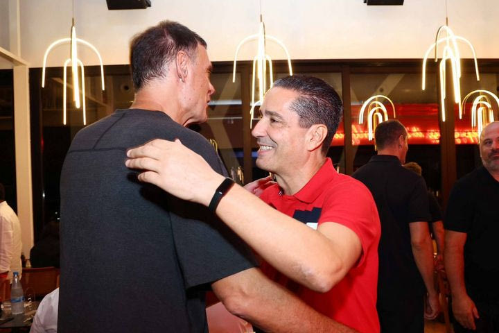 Ολυμπιακός: Τετ α τετ Μπαρτζώκα – Σφαιρόπουλου σε εκδήλωση στην Κύπρο